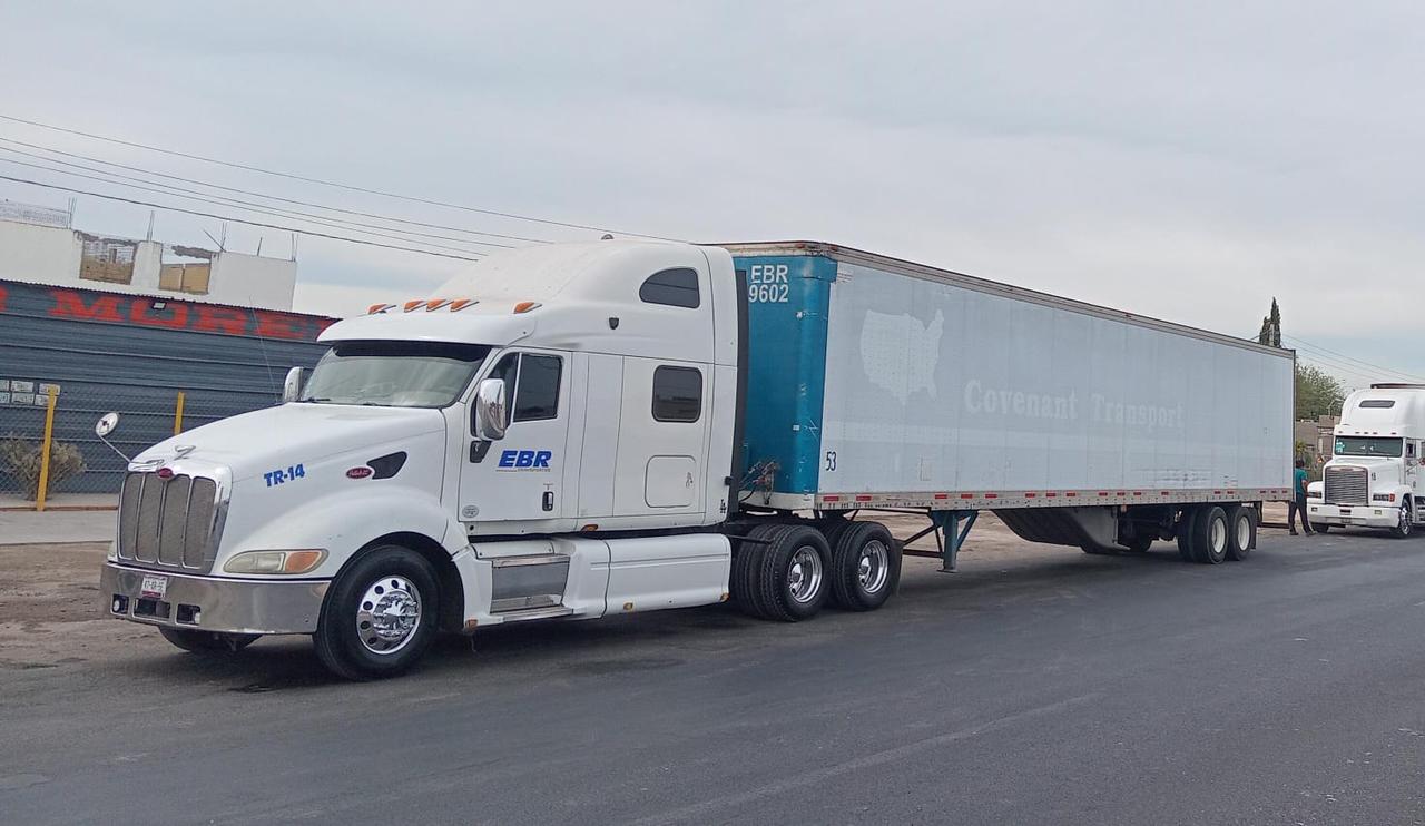 Camión de EBR Transporte en operación